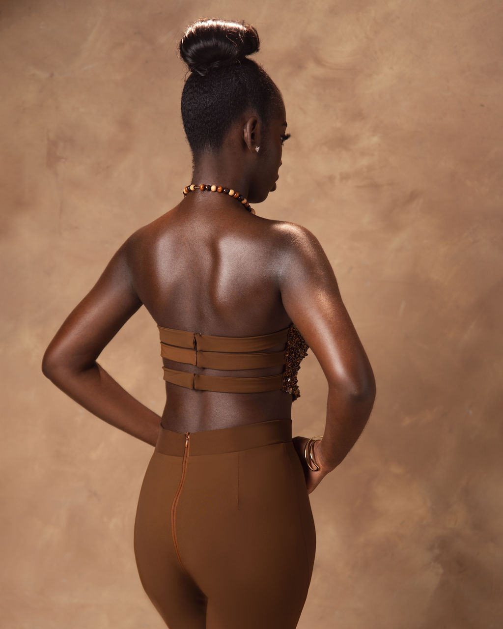 beautiful armless dress 3